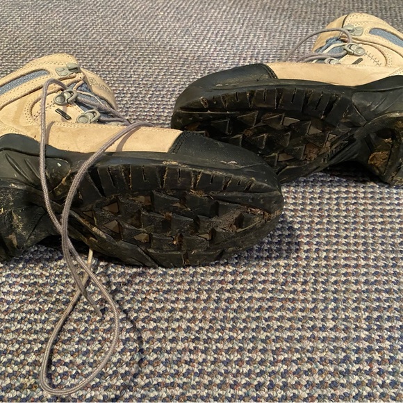 Danner winter boots. TFX sole tread. Size 11 women’s. Gore-Tex. Fast shipping. - Picture 5 of 15